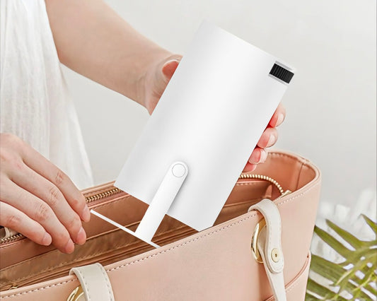 Projecteur LUMINA 4K Ultra HD – Cinéma maison portable et design minimaliste